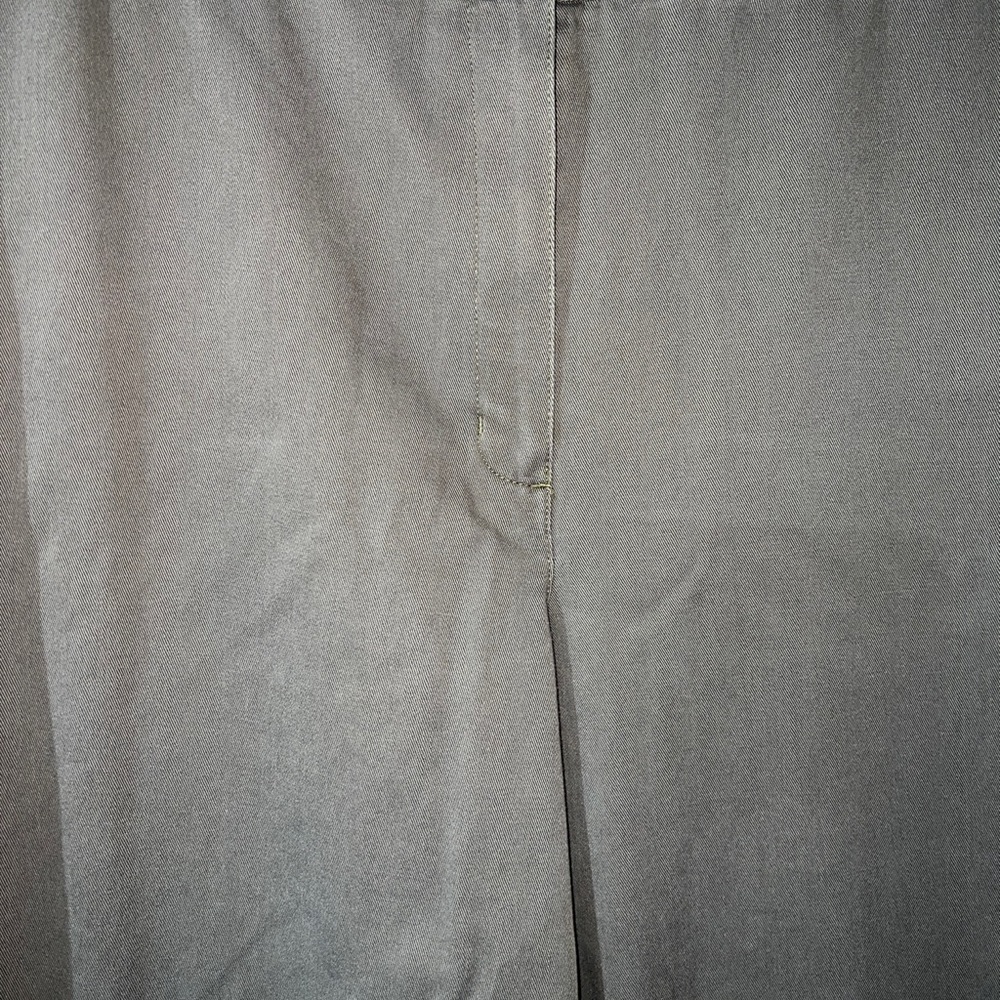 LL BEAN Olive Green Dress Chino Favorite Fit Straight Leg Size 20 Regular - Picture 3 of 11